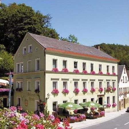 באד ברנק אים פיכטלגבירגה Gasthof & Hotel Goldener Hirsch מראה חיצוני תמונה