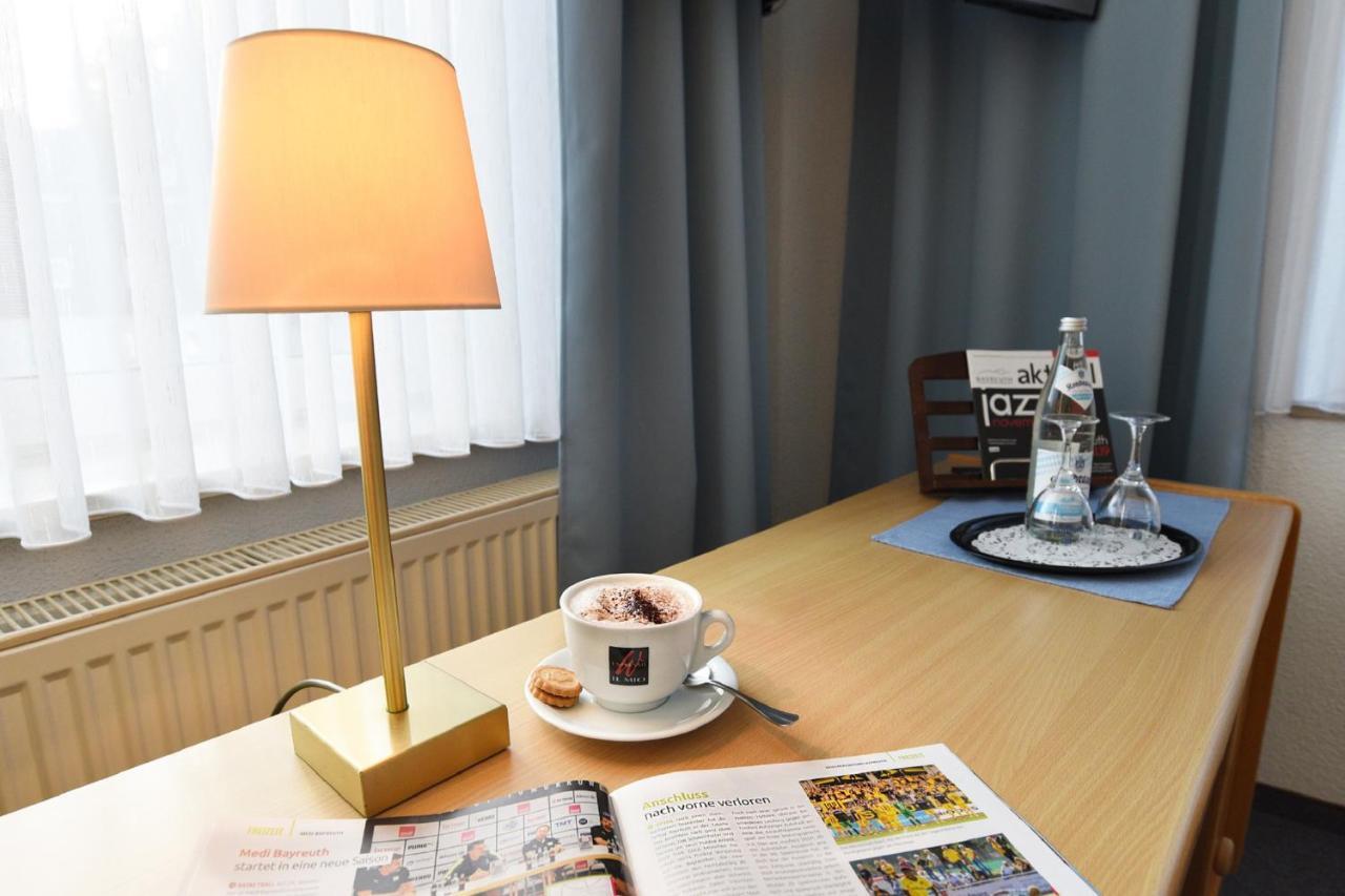 באד ברנק אים פיכטלגבירגה Gasthof & Hotel Goldener Hirsch מראה חיצוני תמונה