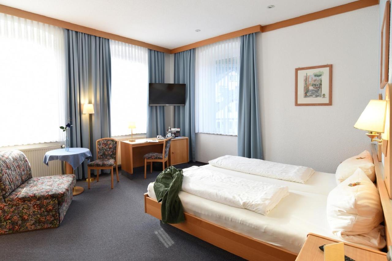 באד ברנק אים פיכטלגבירגה Gasthof & Hotel Goldener Hirsch מראה חיצוני תמונה