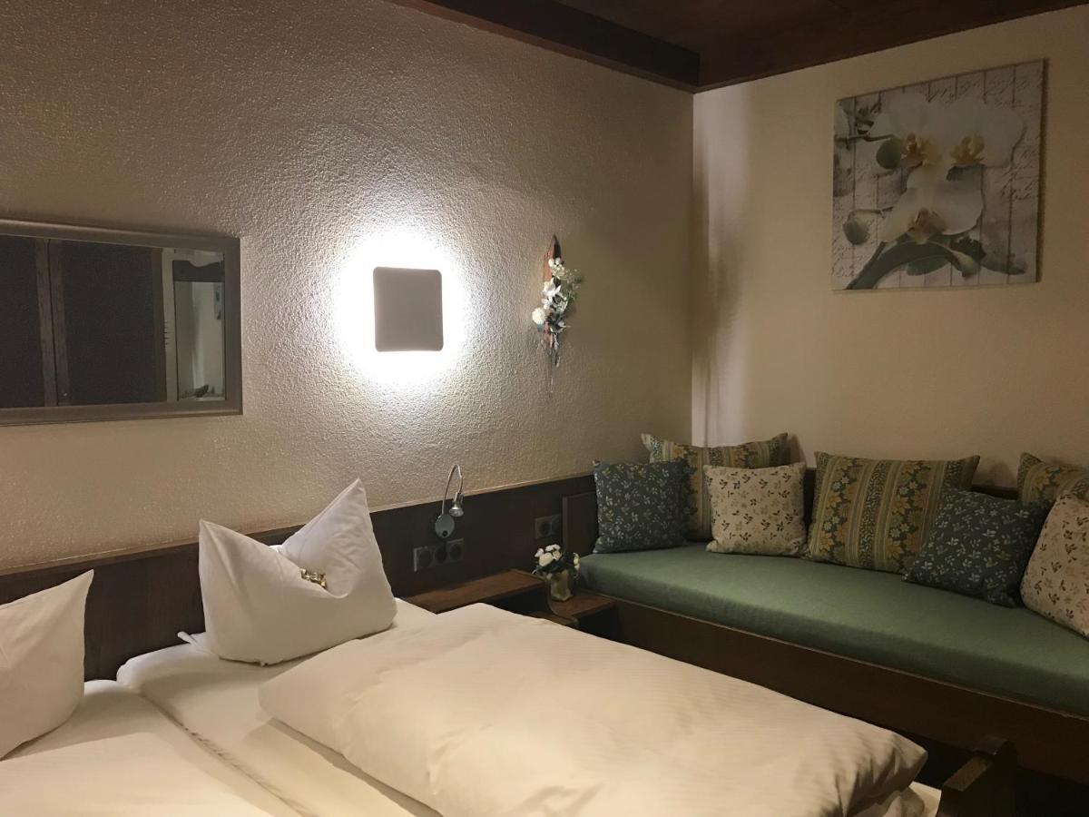 באד ברנק אים פיכטלגבירגה Gasthof & Hotel Goldener Hirsch מראה חיצוני תמונה