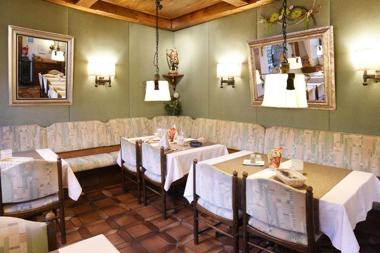 באד ברנק אים פיכטלגבירגה Gasthof & Hotel Goldener Hirsch מראה חיצוני תמונה