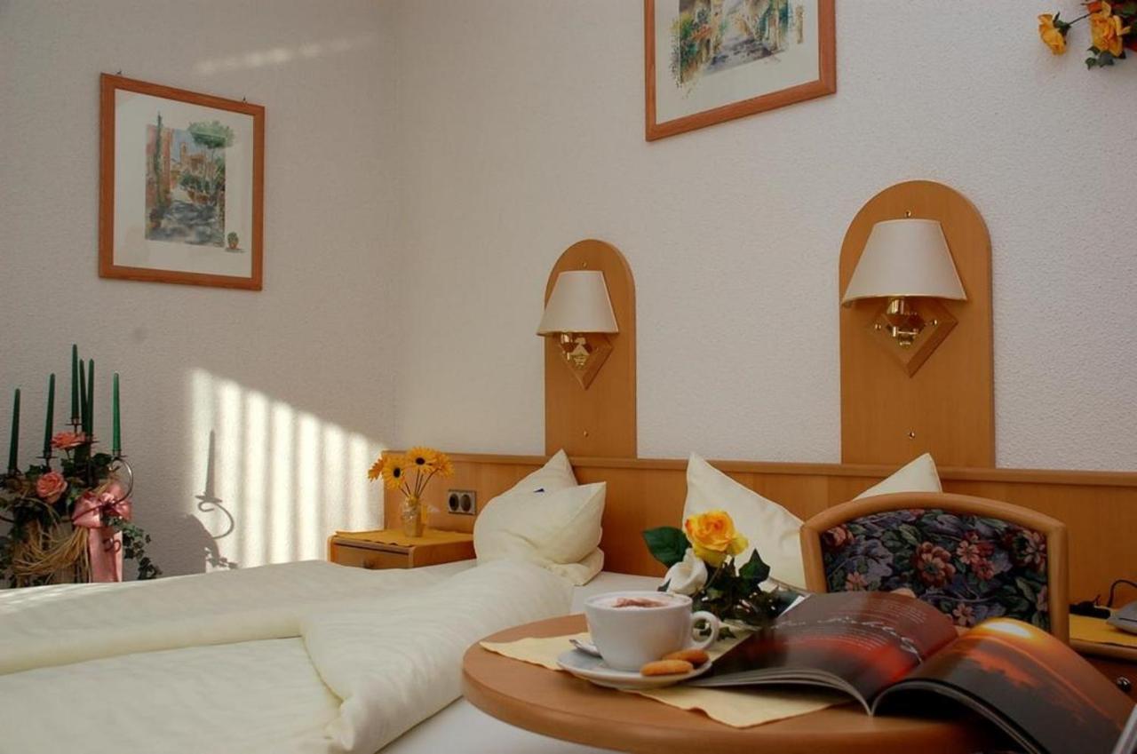 באד ברנק אים פיכטלגבירגה Gasthof & Hotel Goldener Hirsch מראה חיצוני תמונה